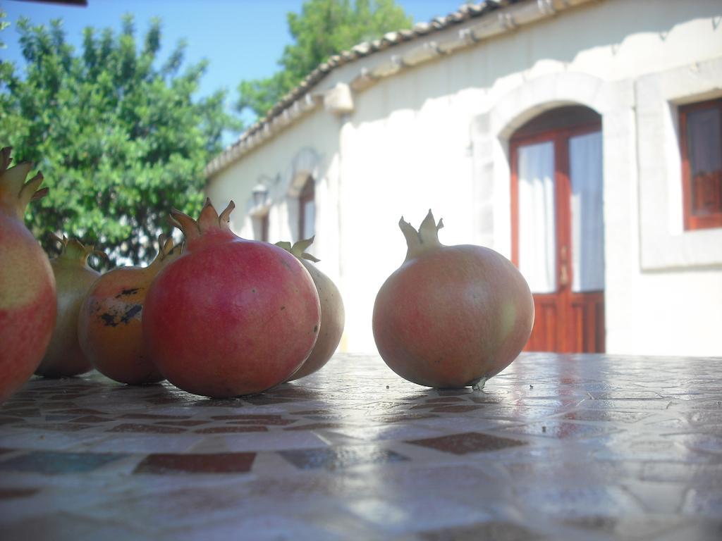La Suma Sumalia Bed & Breakfast Noto Eksteriør bilde